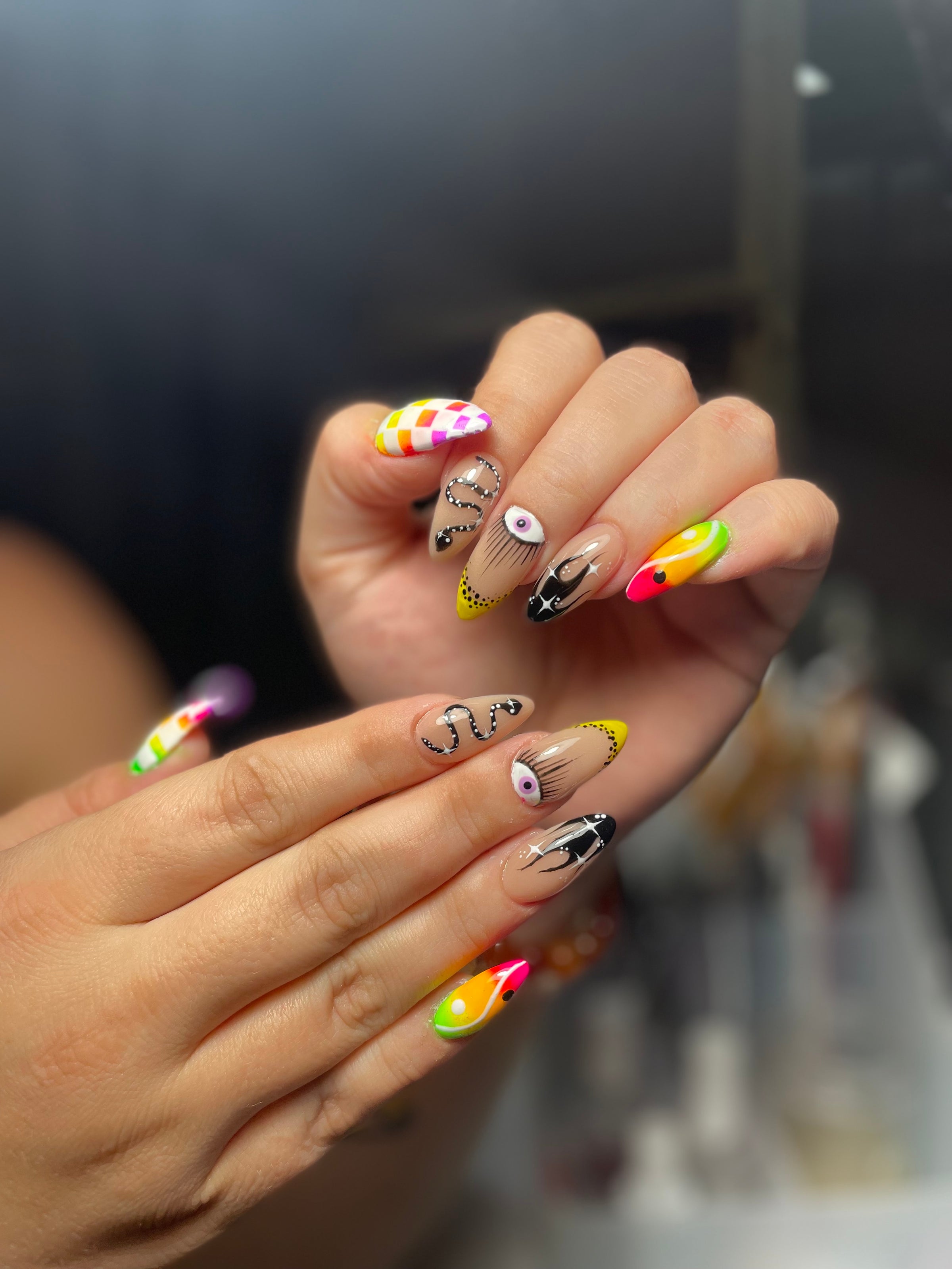 Qt nails online